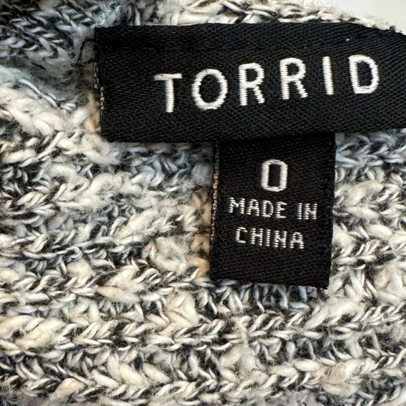 TORRID Gray Knit Ribbed Lace-Up Open Back Women's Grey Sweater Top Size 12 Large - Picture 8 of 15